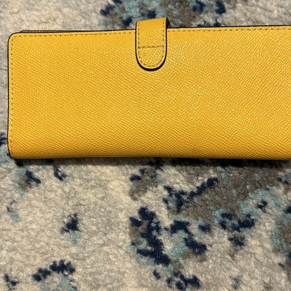 COPY - Coach Purse & Wallet - Picture 6 of 8